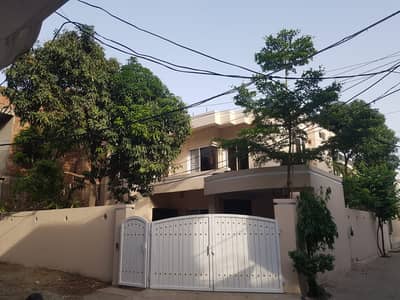 13 marla double story house for rent