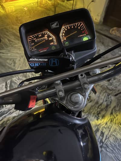 Black 125 urgent sale
