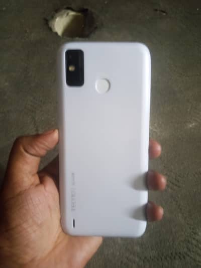Tecno Spark Go