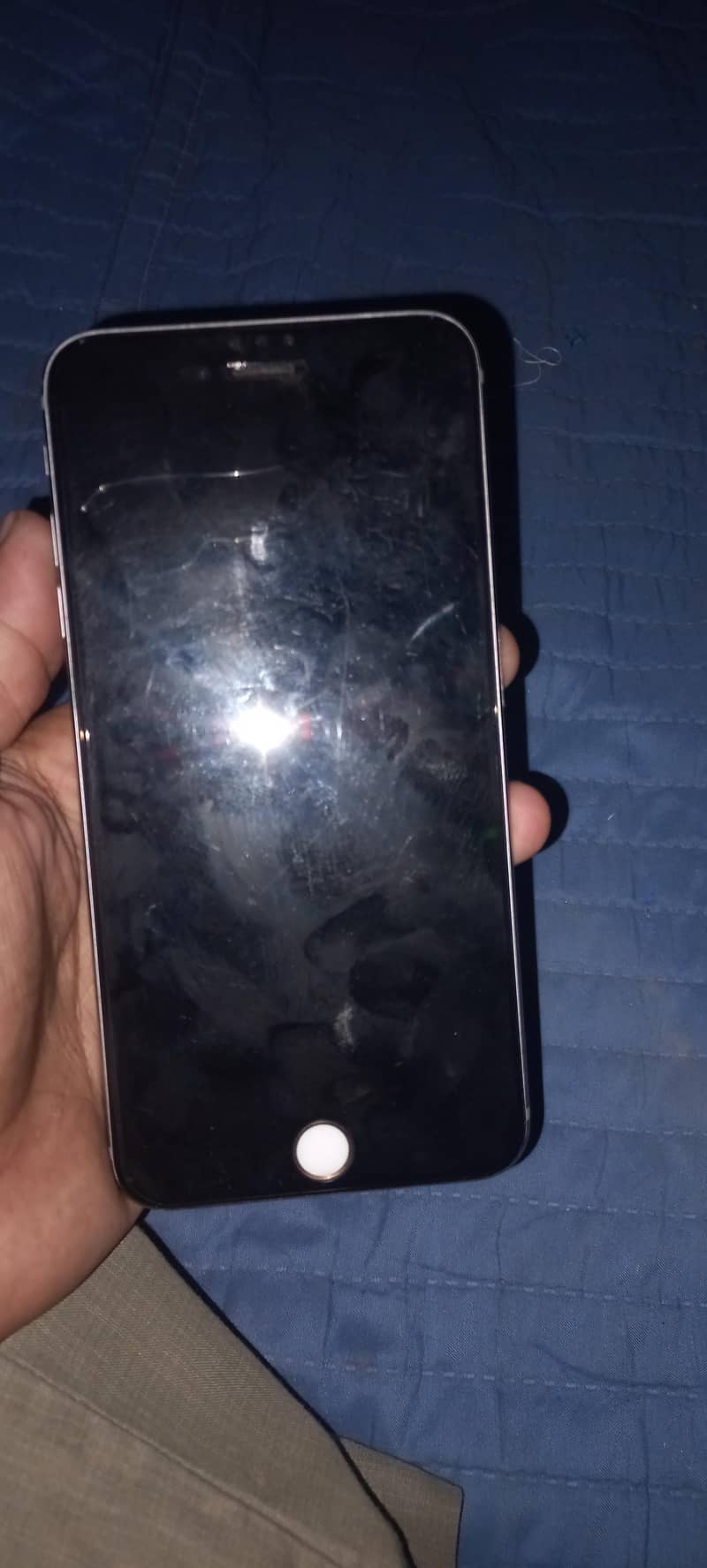 Apple iPhone 6S Plus 0