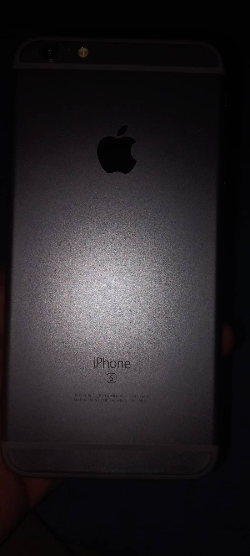 Apple iPhone 6S Plus 2