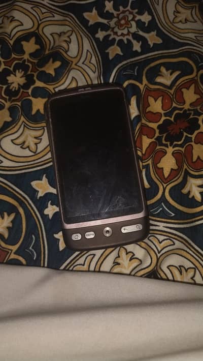 HTC Desire 820