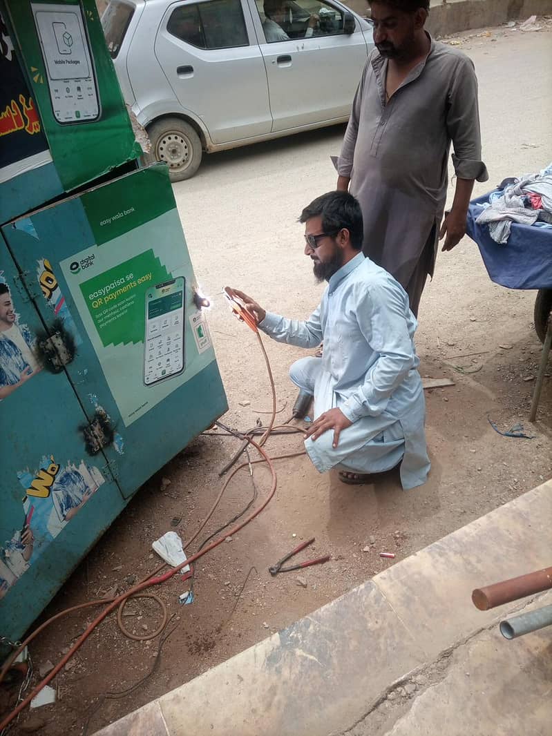 welder 15