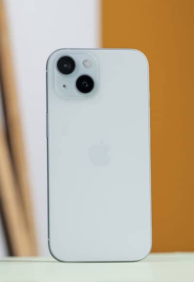 Apple iPhone 15