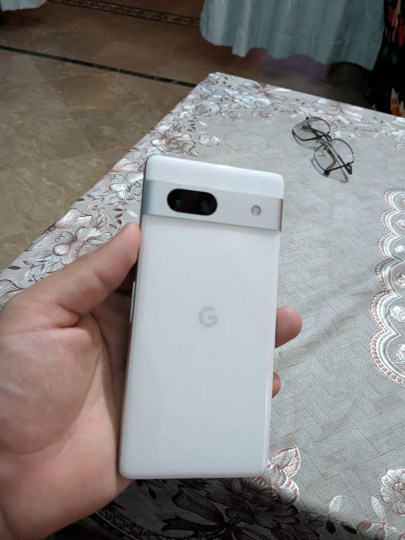 Google Pixel 7a 2