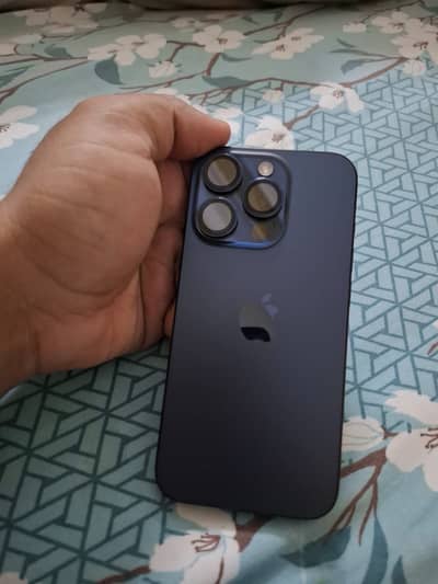 Apple iPhone 15 Pro