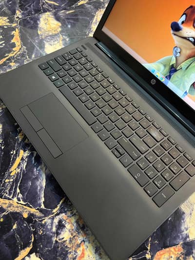 Hp laptop G7 9th generation 4/128 ssd