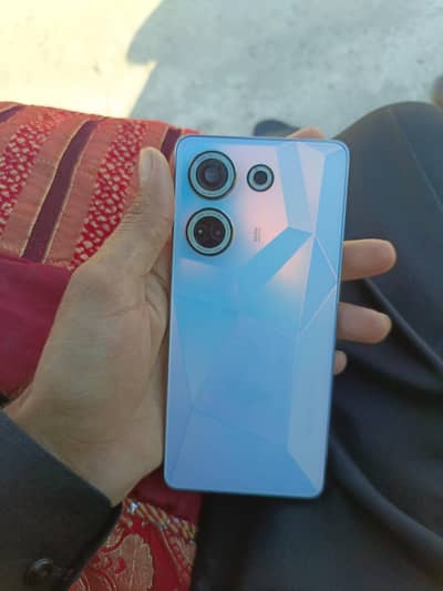 Tecno CAMON 20