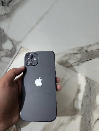 Apple iPhone 12