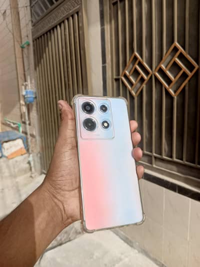 Infinix Note 30