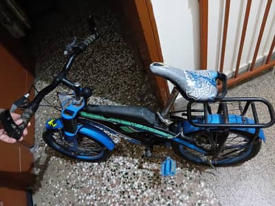 Ready to use Cycle with new tyres. Good condition just one year used.
