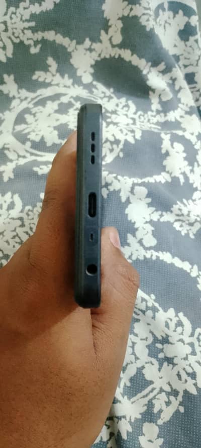 OPPO A18