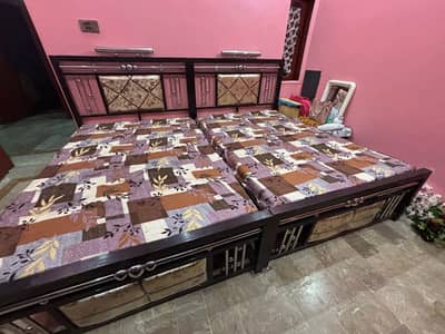 2 single bed with mattress