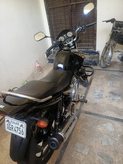 Yamaha YBR One Handed Driven Bolt To Bolt Geniun Better Than Honda 125