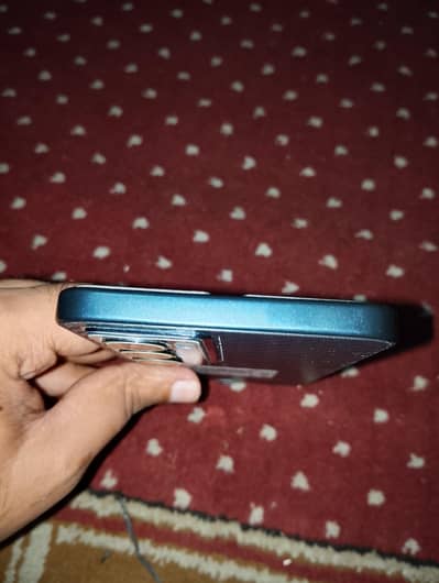 Itel City 100