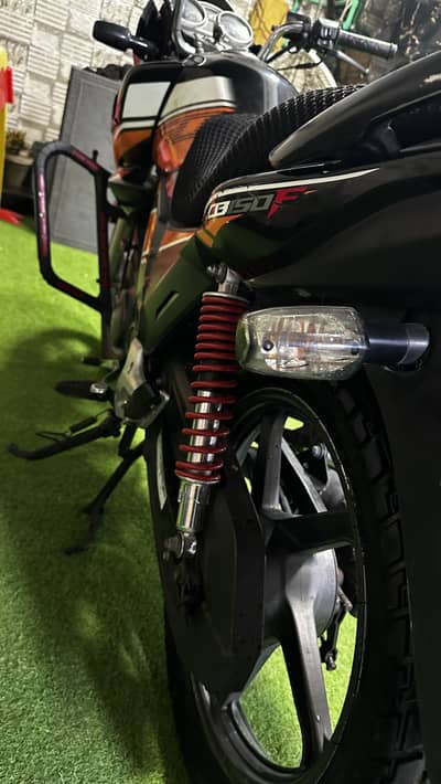 HONDA CB 150F