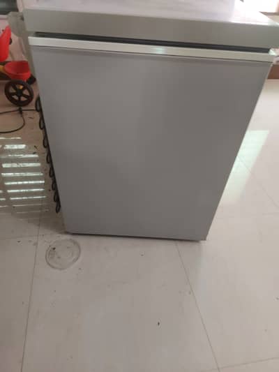 Used dawlance deep freezer