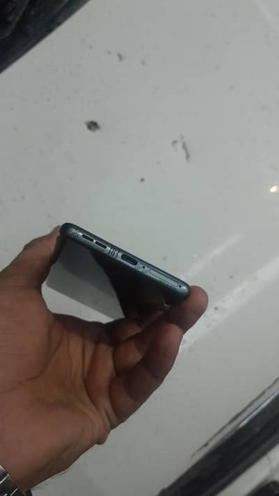 Motorola Moto G85