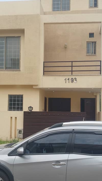 5 M 3 beds house