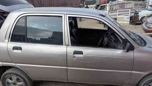 Daihatsu Cuore 2003