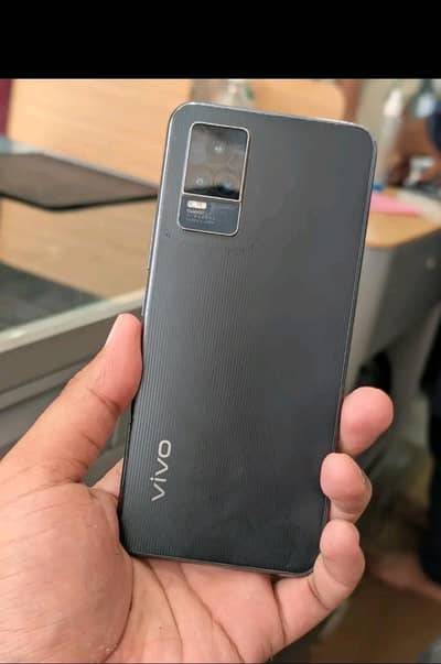 Vivo V21e