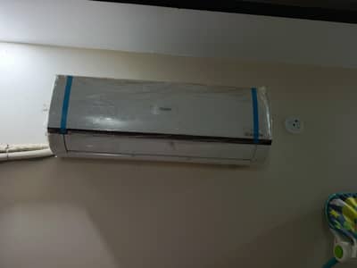 Haier 1 Ton DC Inverter AC HSU-12LFCM/023USDC – 10/10 Condition