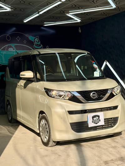 Nissan Roox 2022