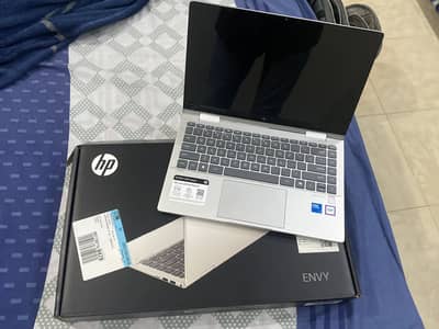 HP Envy (2-in-1) 14” Core i5-120U with box and almost NEW