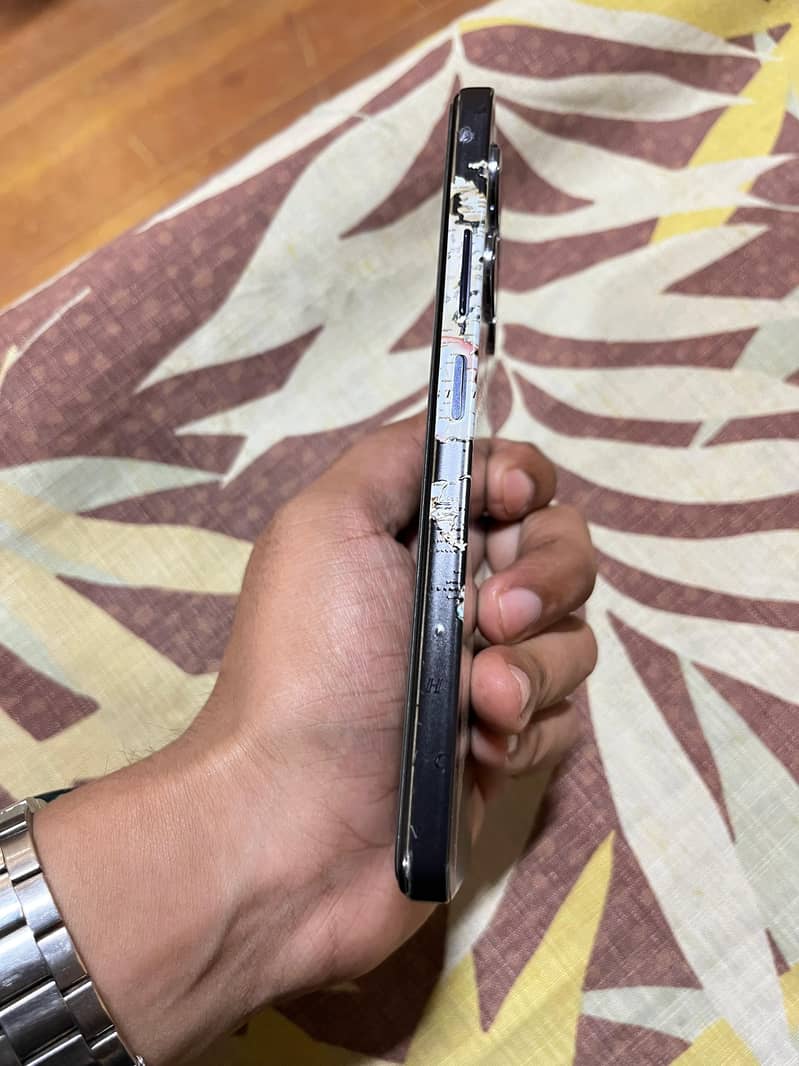 Infinix Note 30 7