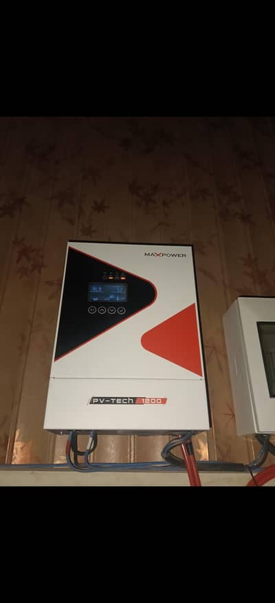 Max Power solar inverter