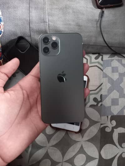 Apple iPhone 12 Pro