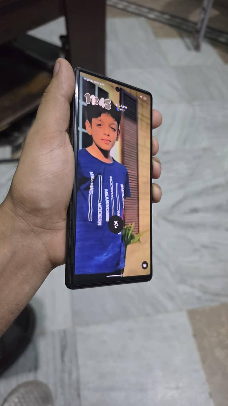 Google Pixel 6 4