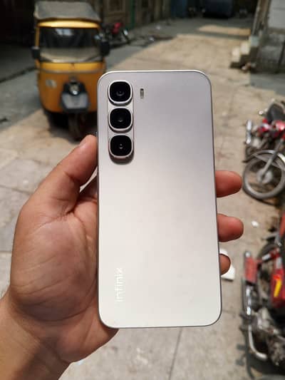 Infinix Hot 60 Pro