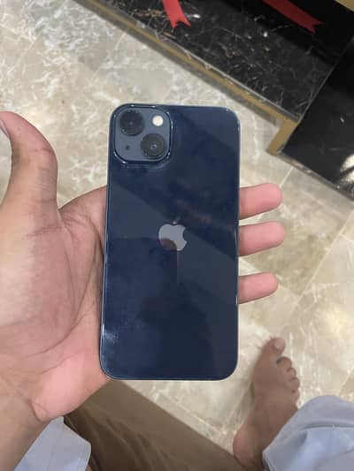 Apple iPhone 13