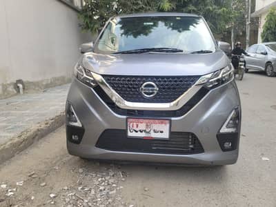 Nissan Dayz Highway Star 2022