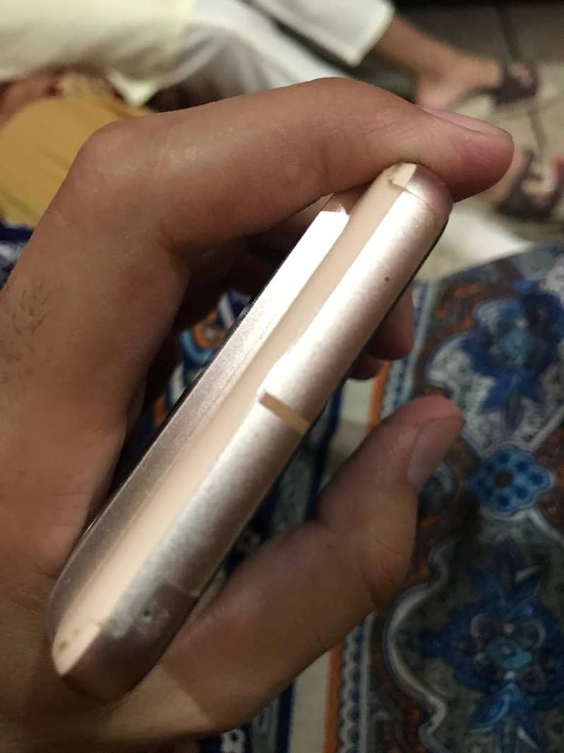 Google Pixel 8 5