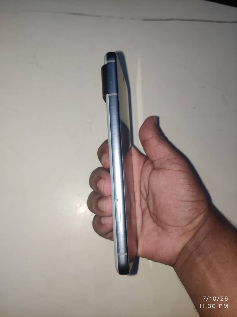 Google Pixel 8 3