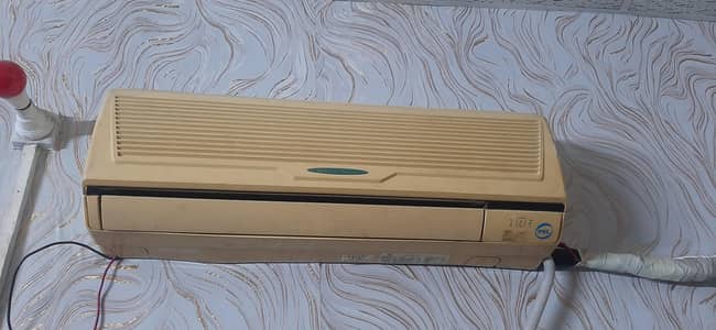 Pel home Ac home used it works well home used ac for sale best conditi