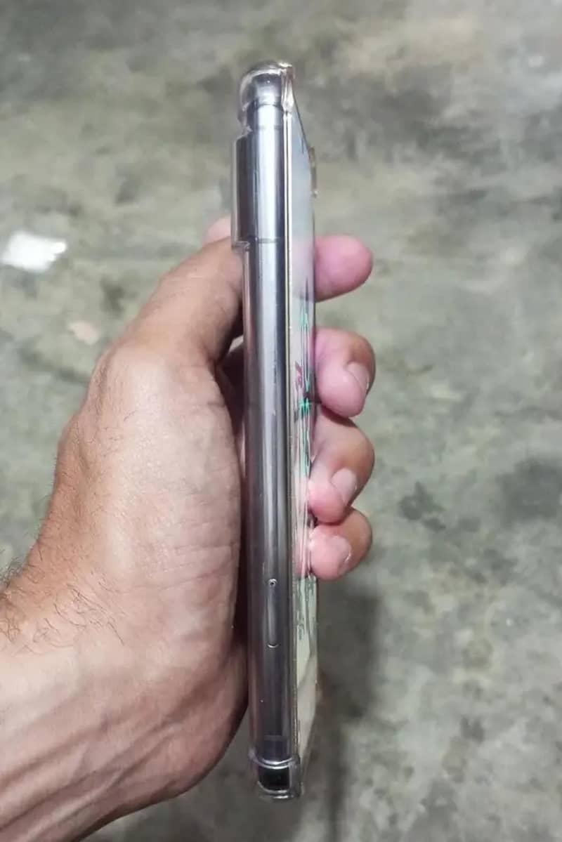 Google Pixel 8 Pro 3