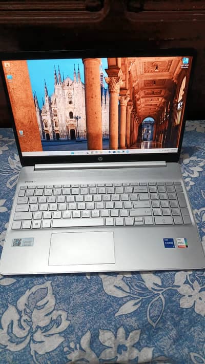 HP Laptop F15 Series