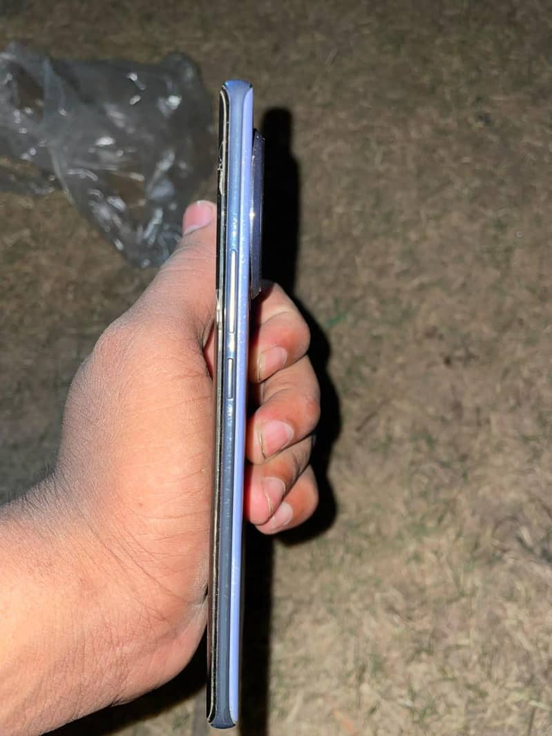Tecno CAMON 30S 1