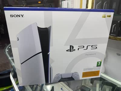 PS5 (UAE Version)Console Disc Version With Controller-Brand New Sealed
