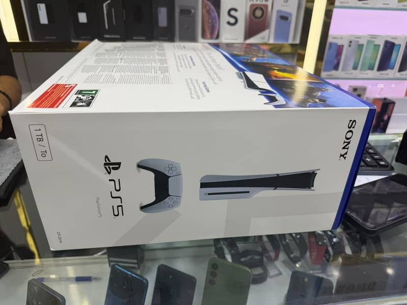 PS5 (UAE Version)Console Disc Version With Controller-Brand New Sealed 2