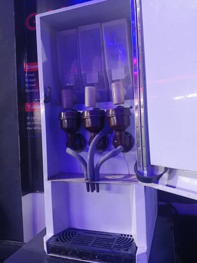 3 Option Tea & Coffee Vending Machine / Fully Automatic  / Excellent