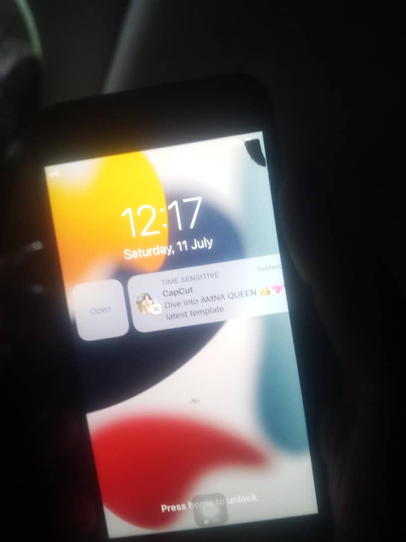 Apple iPhone 7 0