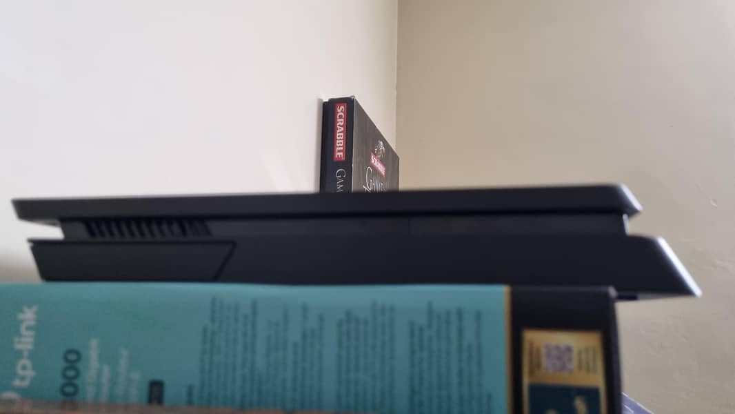 PS4 Slim 2