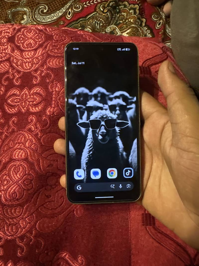 Google Pixel 8 5