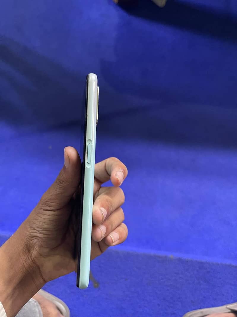 OPPO A52 4