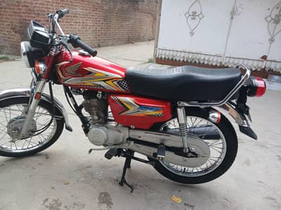 Honda CG 125 Red Colour