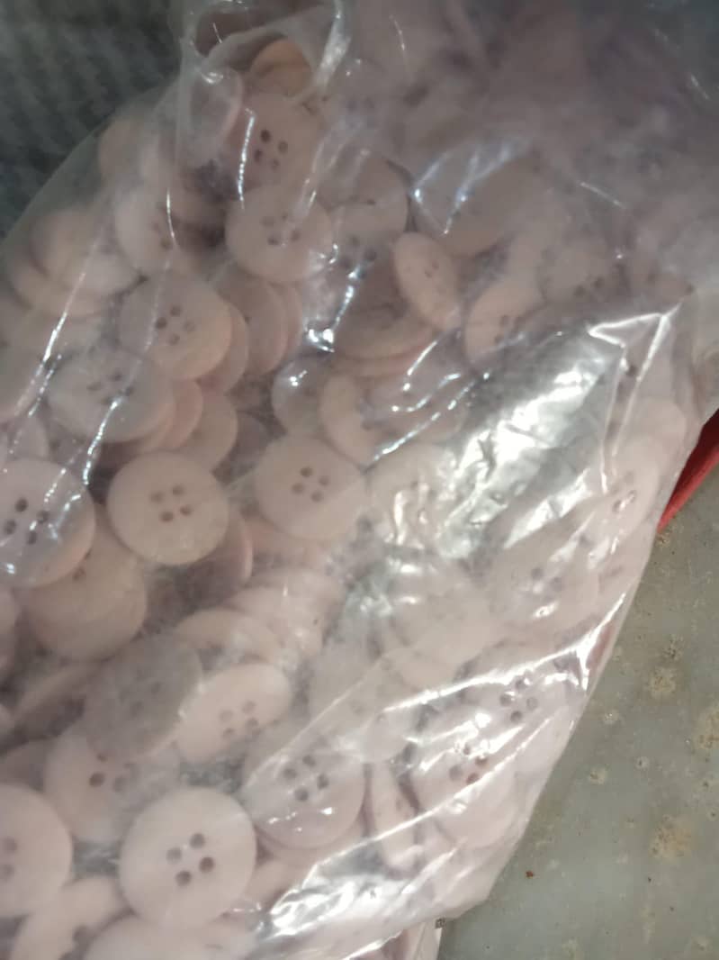 plastic bottom 3